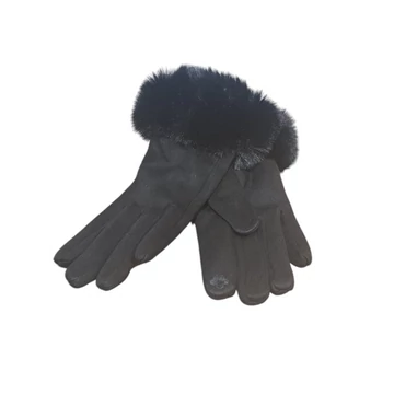 Fekete szörmés kesztyű