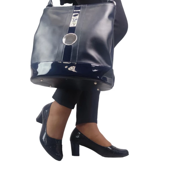 Betty magassarkú cipő