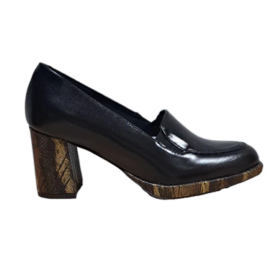 Mona Lisa magassarkú  cipő