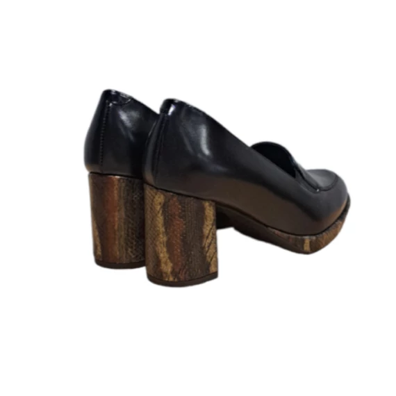 Mona Lisa magassarkú  cipő