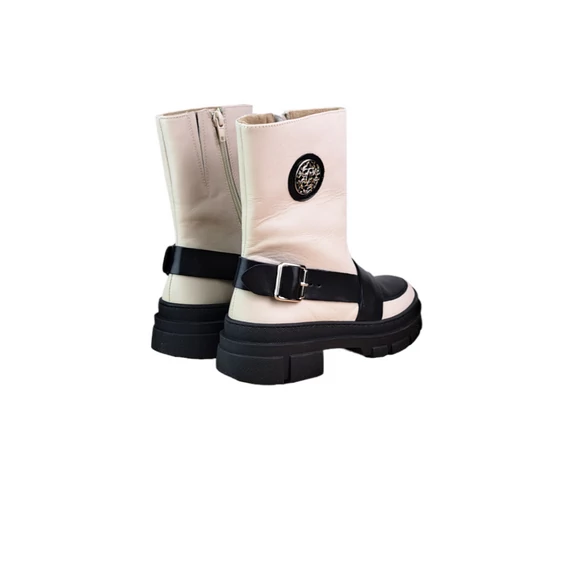 Carla Ricci bokacsizma