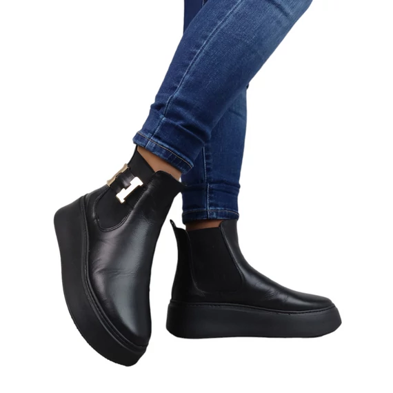 Carla Ricci bokacsizma