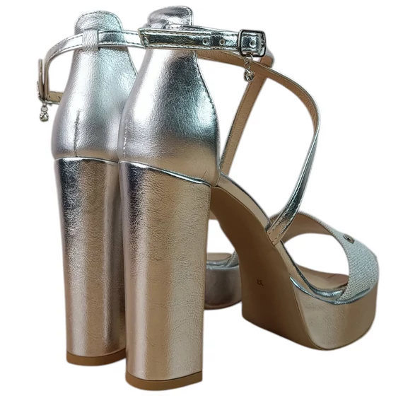 L'art shoes magassarkú szandál