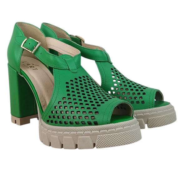 L'art shoes magassarkú szandál
