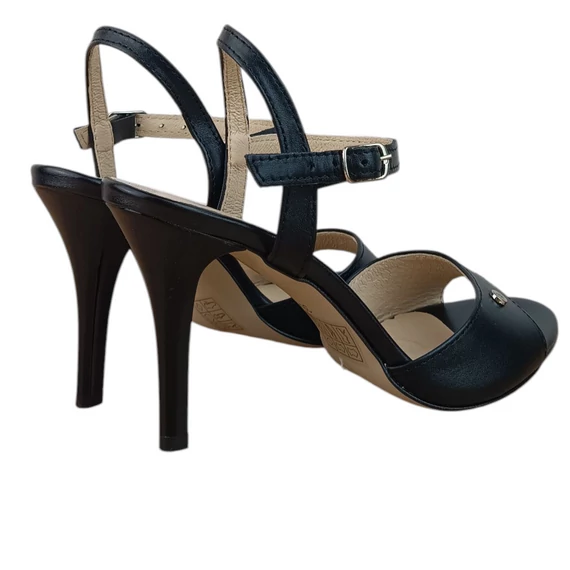 L'art Shoes Magassarkú szandál