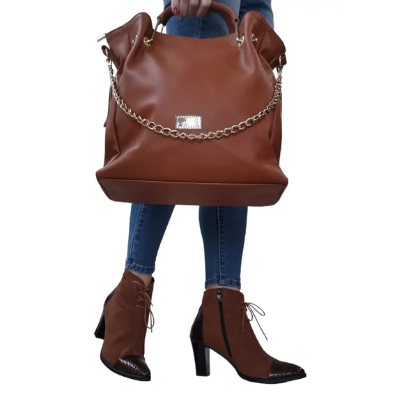 Betty Magassarkú Bokacsizma