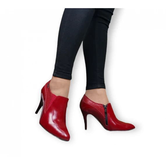 Betty Magassarkú Cipő