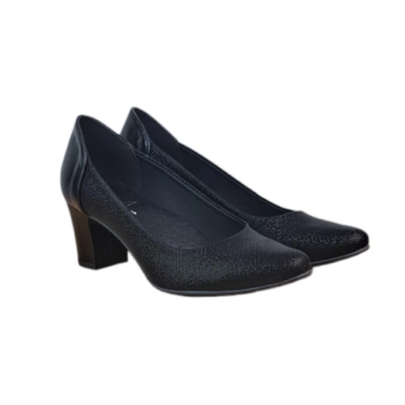 L'art / B kockasarkú cipő