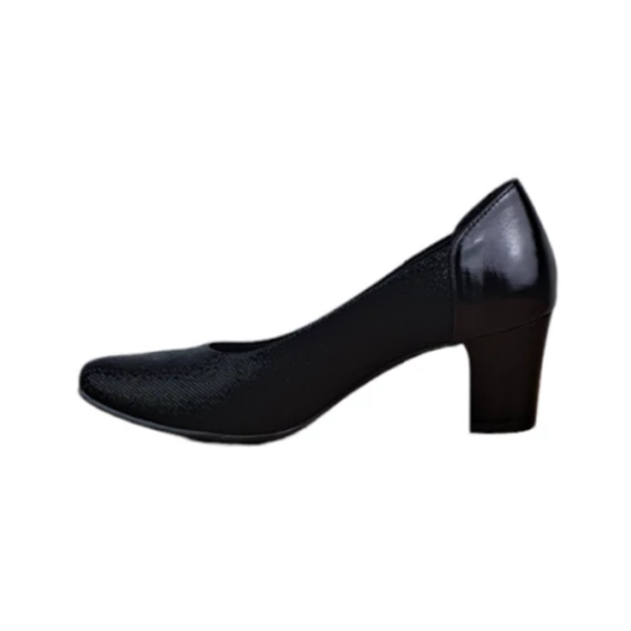 L'art / B kockasarkú cipő