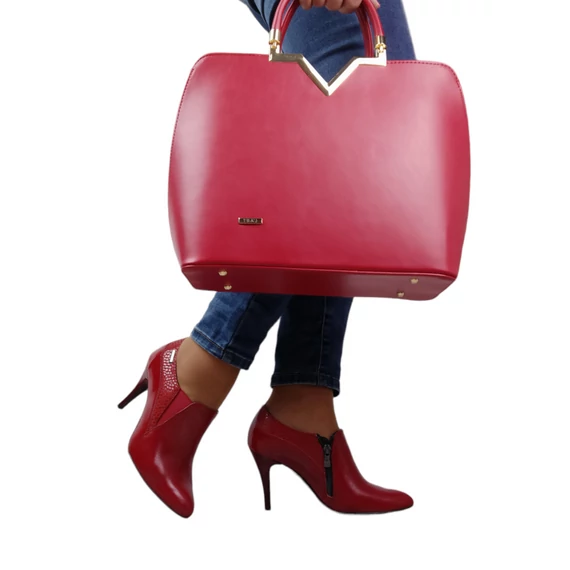 Betty Magassarkú Cipő