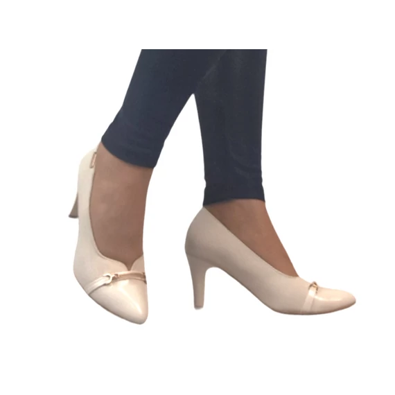 L'art/B magassarkú cipő