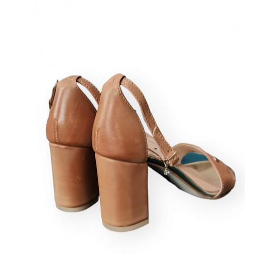 L'art shoes magassarkú szandál