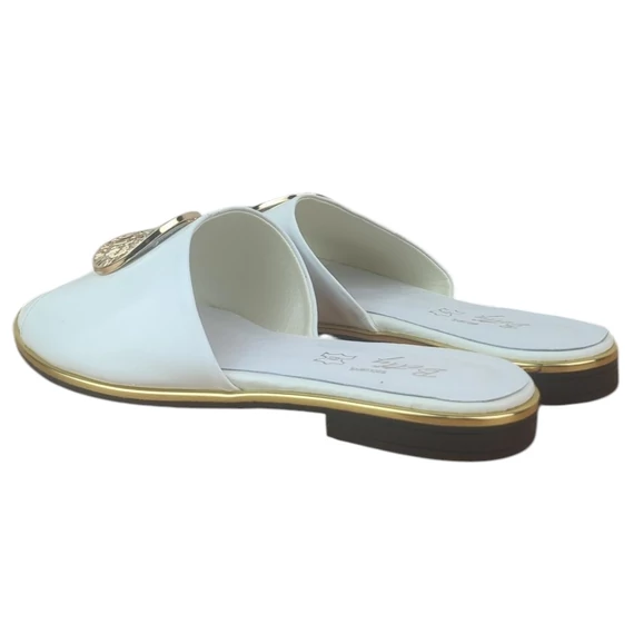Betty lapos papucs