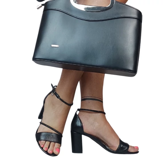 L'art shoes kockasarkú szandál