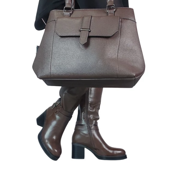 Hosszúszárú Csizma