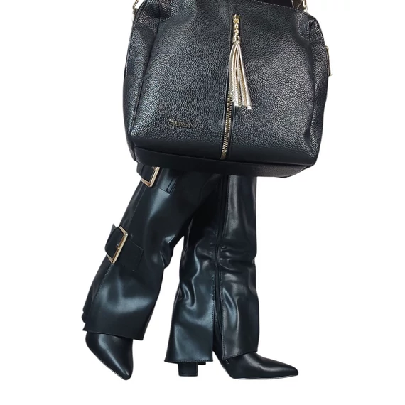 Női Hosszúszárú Csizma