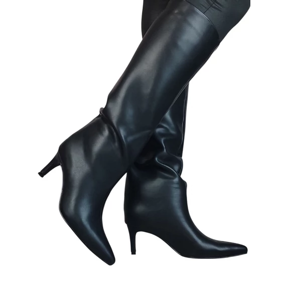 Női Hosszúszárú Csizma