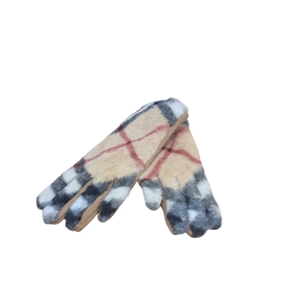 Kockás kesztyű