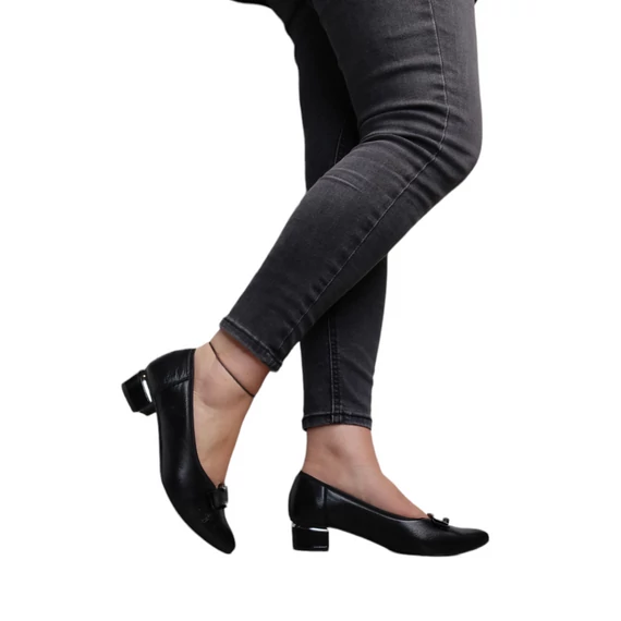 Mona Lisa kockasarkú női cipő