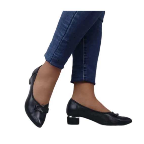 Mona Lisa kockasarkú női cipő