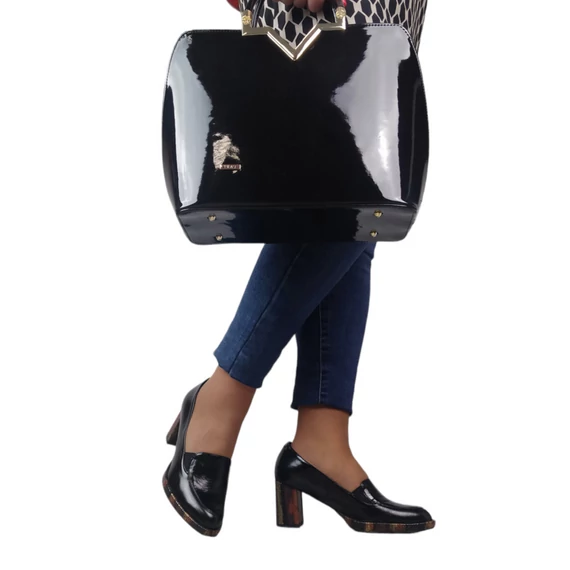 Mona Lisa magassarkú  cipő