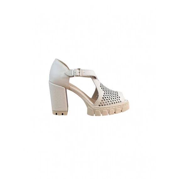 L'art Shoes Magassarkú szandál