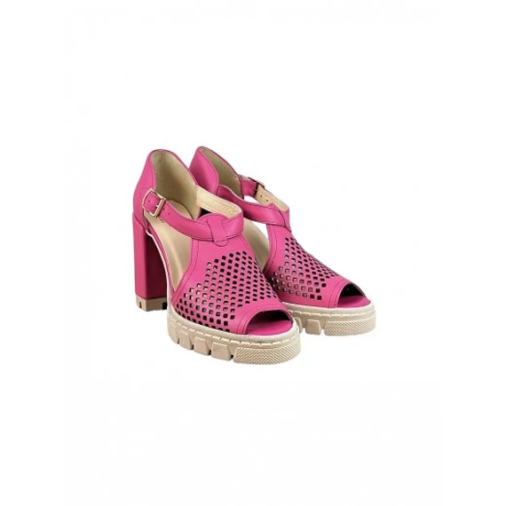 L'art Shoes Magassarkú szandál