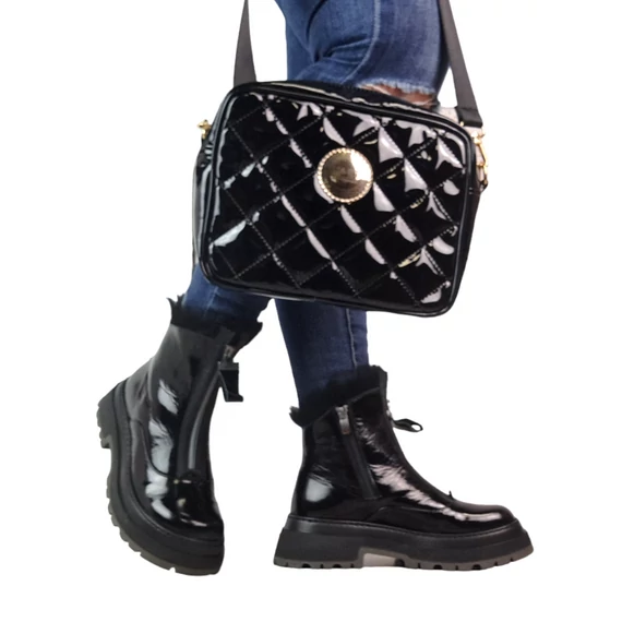 Tutto bene bokacsizma