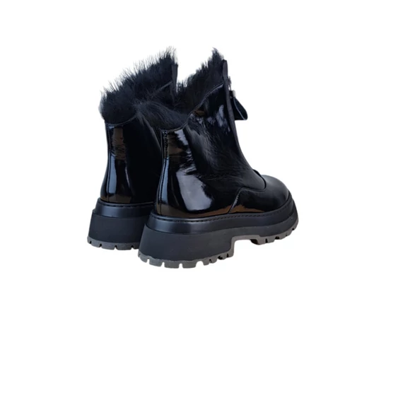 Tutto bene bokacsizma